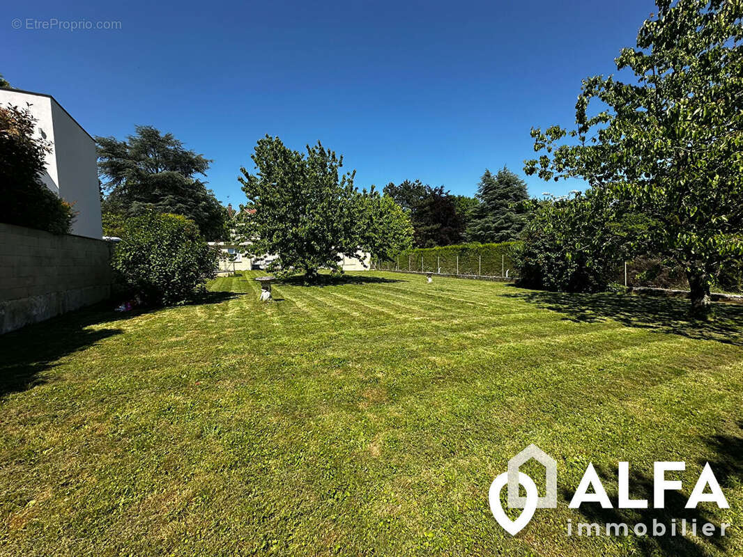 Maison à MONTMORENCY