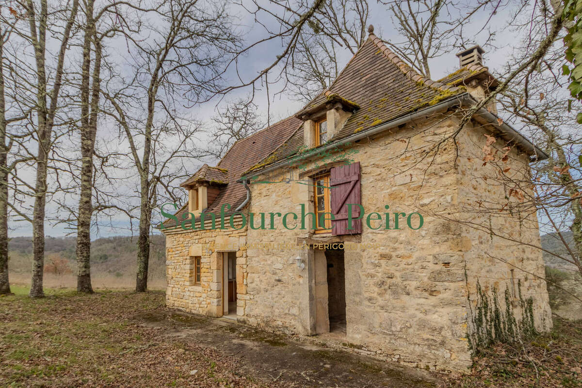 Maison à SAINT-CYBRANET