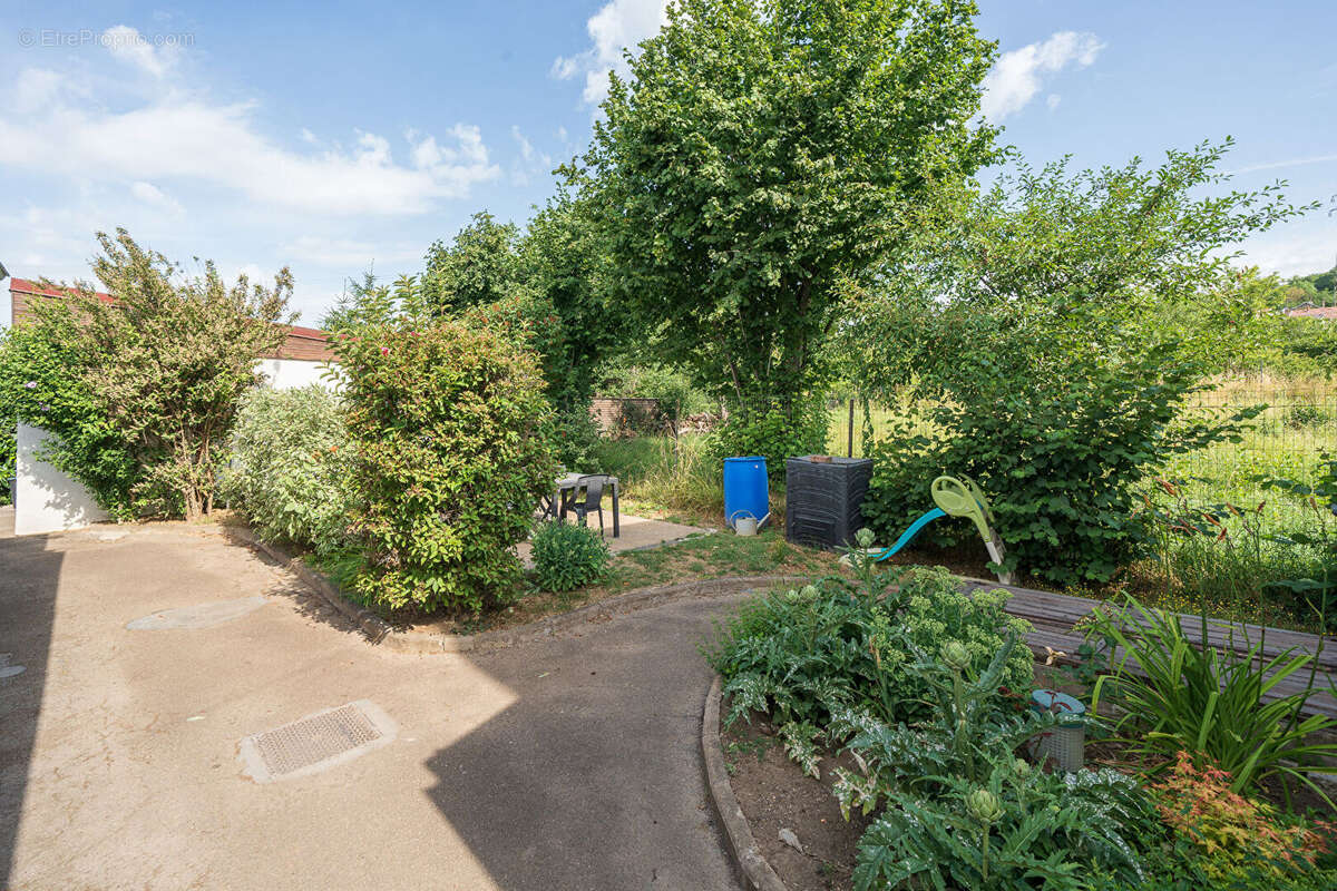 Maison à NEUVES-MAISONS