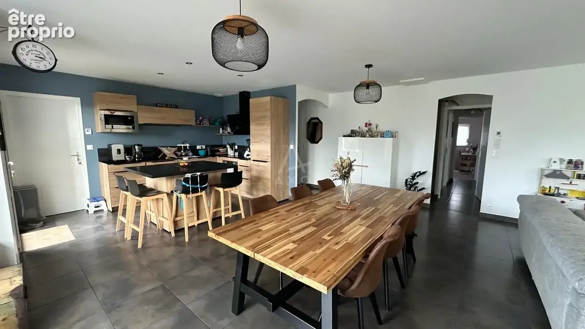 Maison 4 pièces 94 m² à vendre à La Bruffiere (85530) - photo 3
