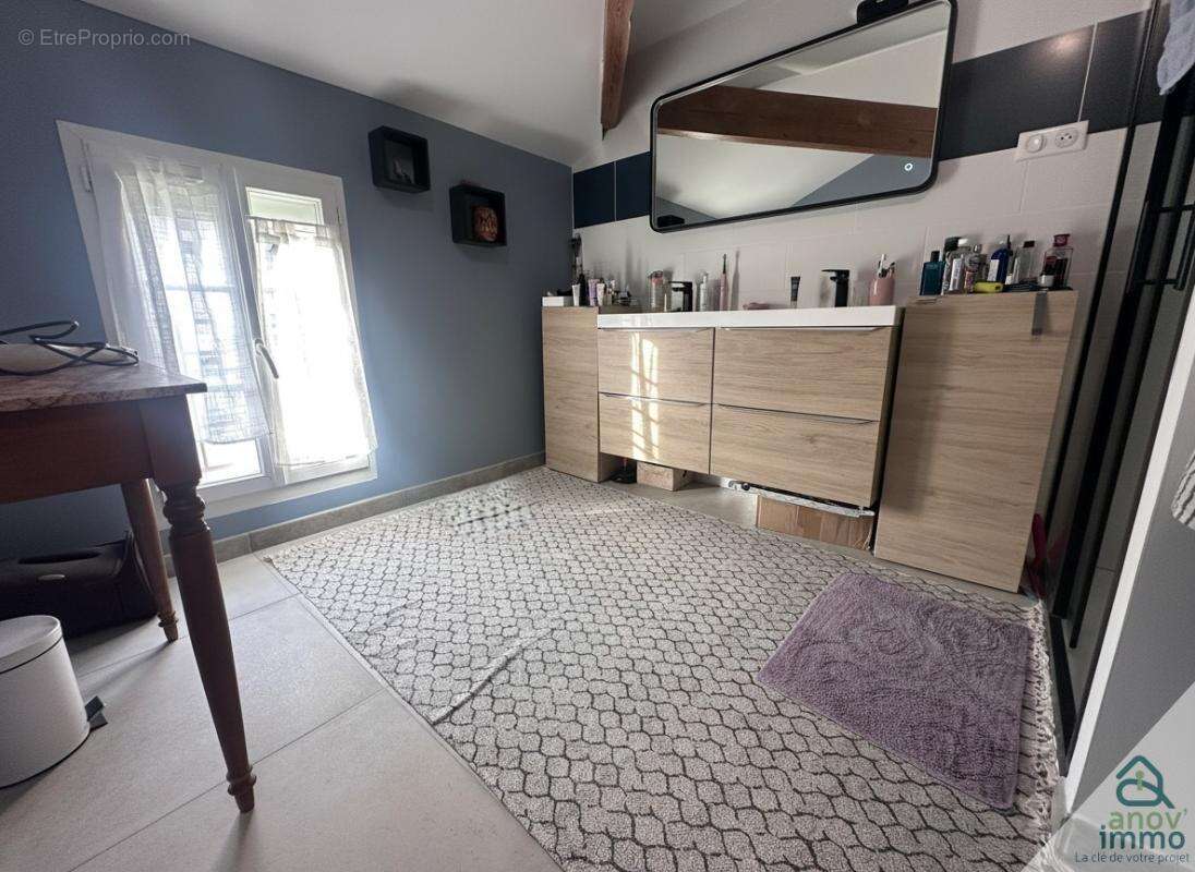 Maison de caractère 260 m2   centre-ville d'angoulême   5 ch - photo 12