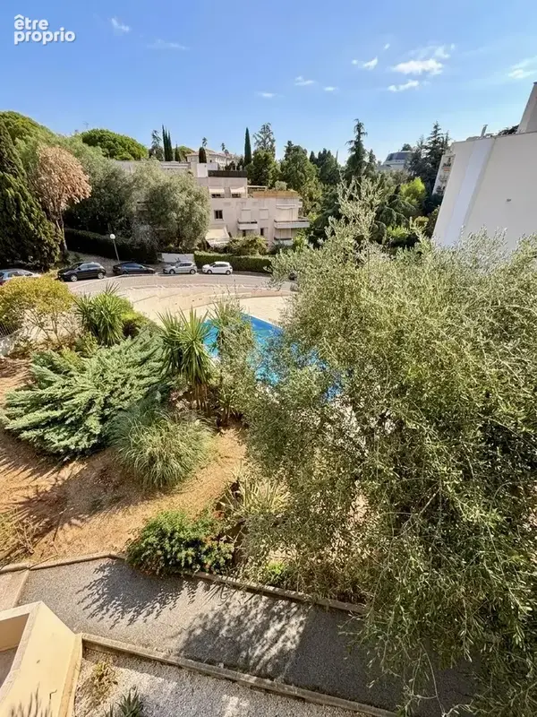 Nice Ouest   T3 traversant avec piscine, deux balcons et cave - photo 4