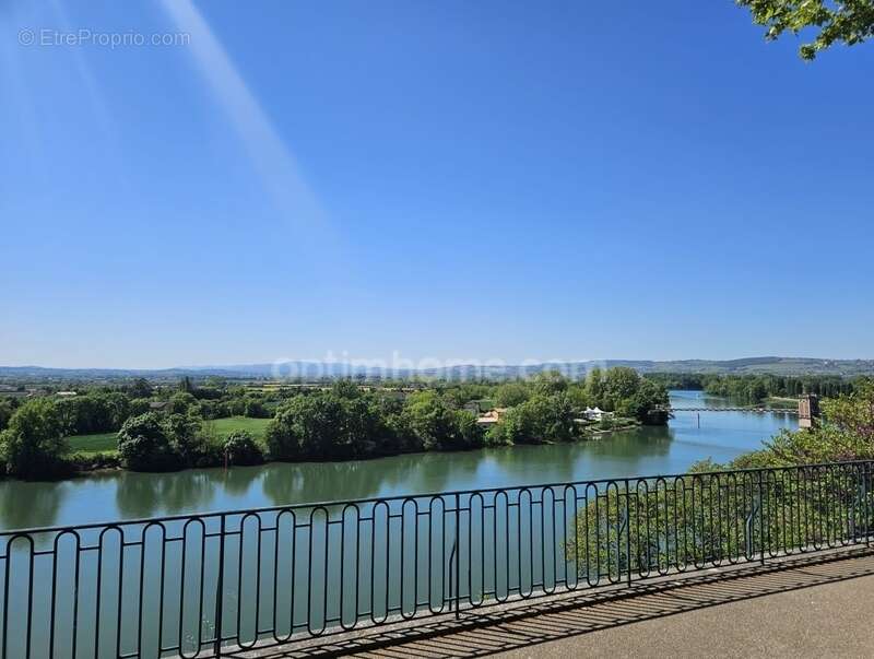 Appartement à TREVOUX