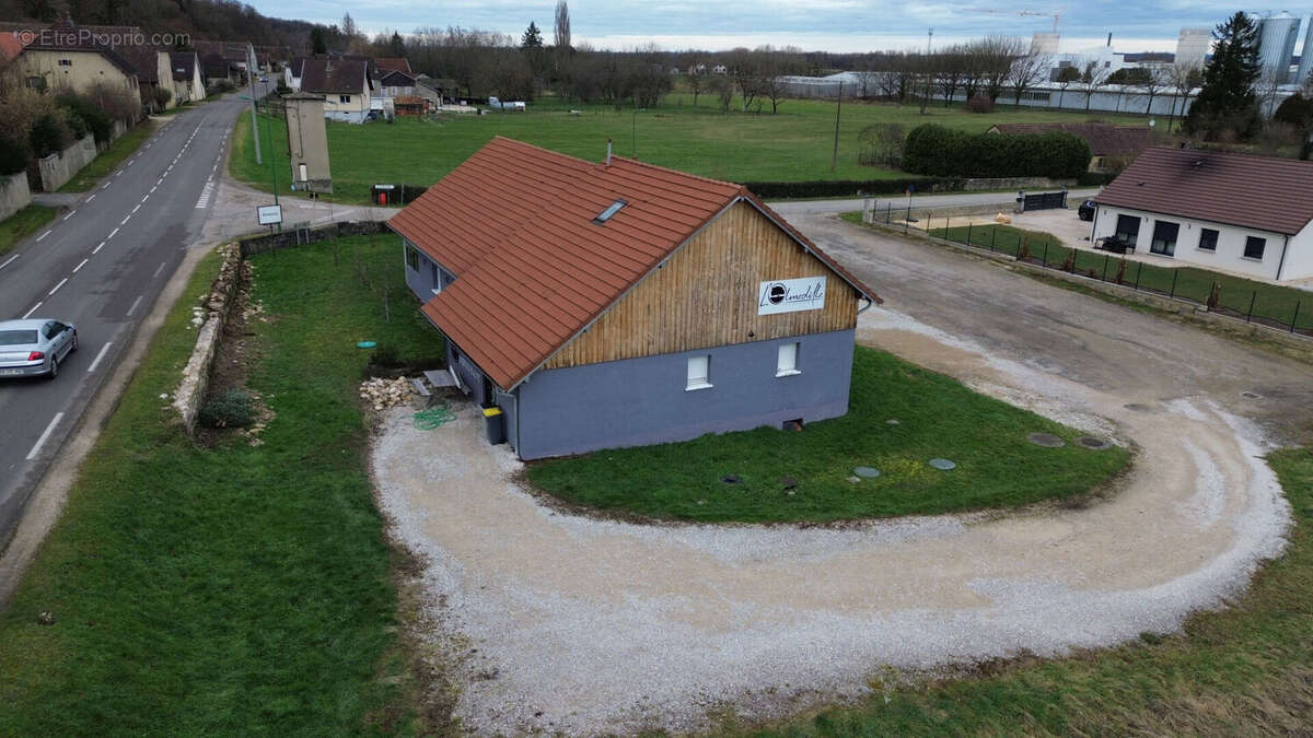 Maison à SOUVANS