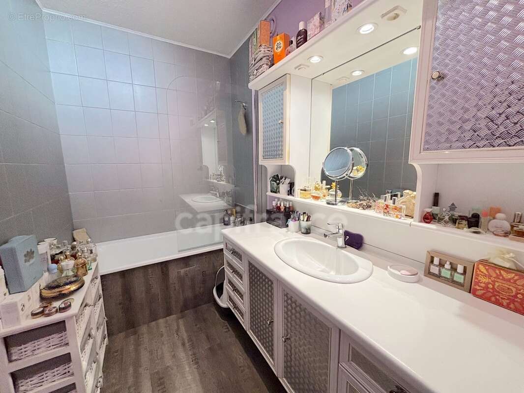 Appartement à vendre 4 pièces MOUGINS (06) - photo 9