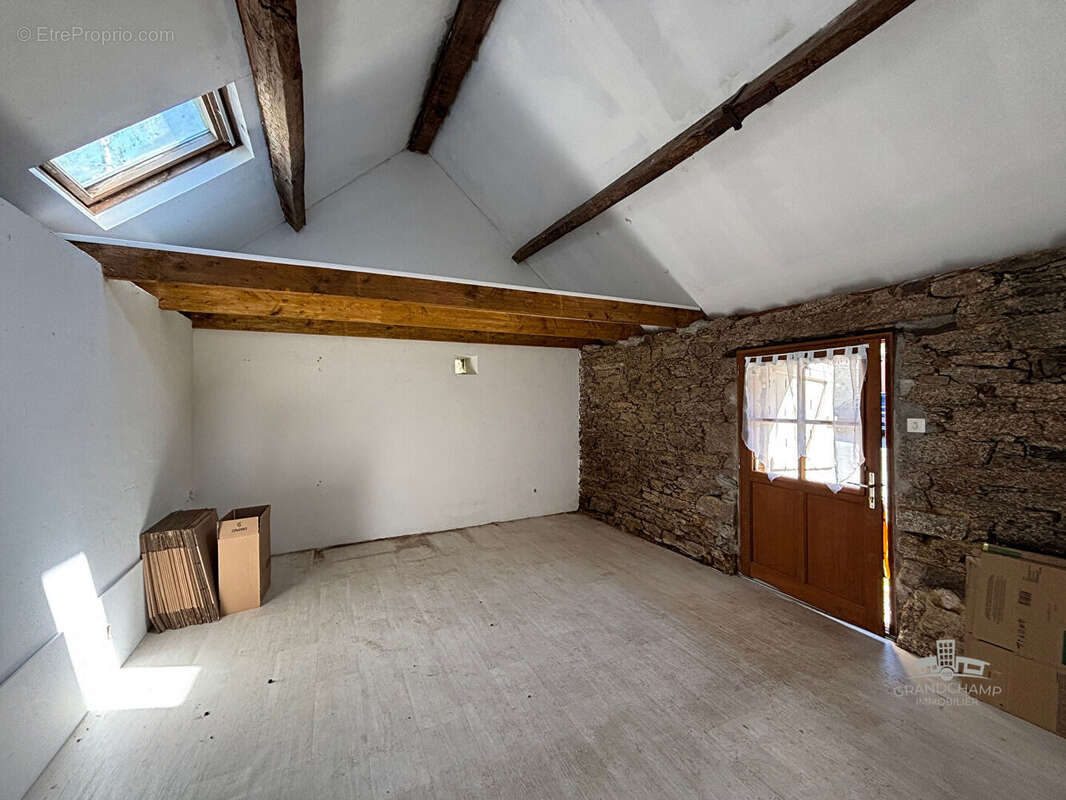 Maison à TREILLIERES