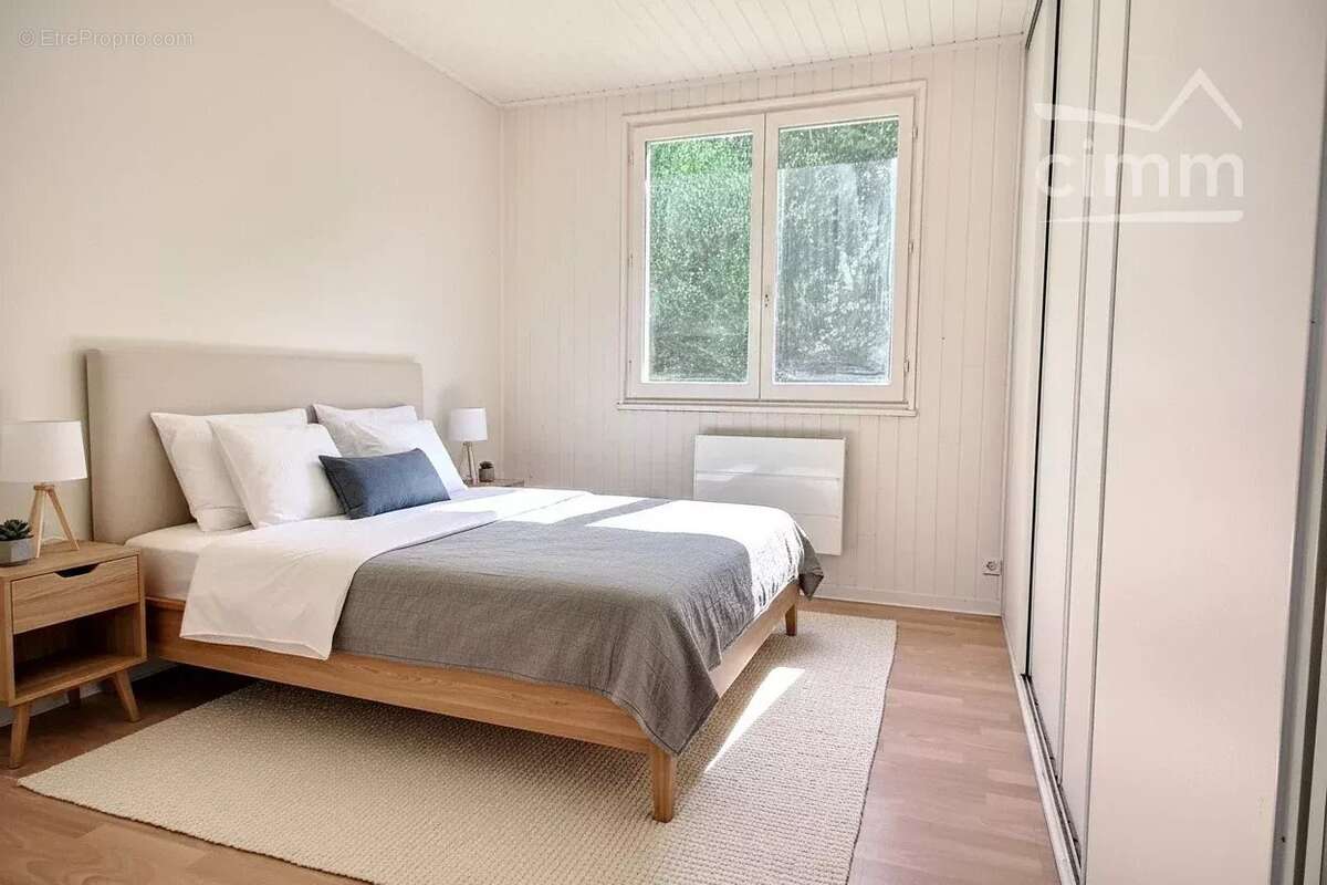 Appartement à FROGES