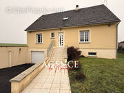 Maison à LONGUEVILLE