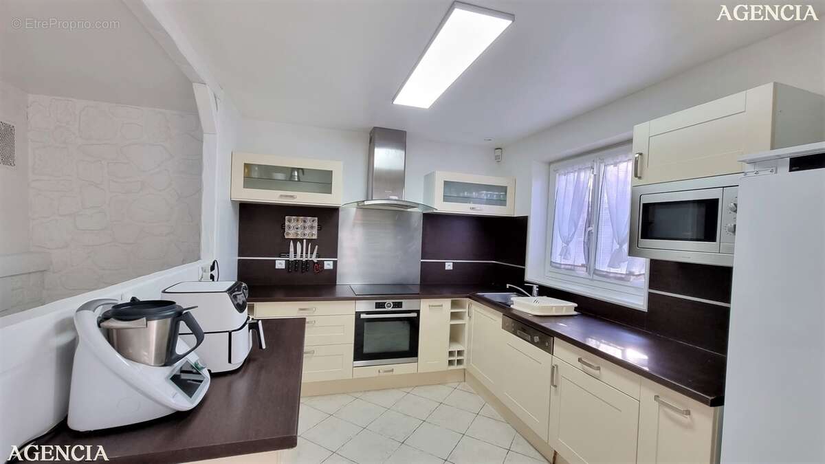 Maison à PONTAULT-COMBAULT