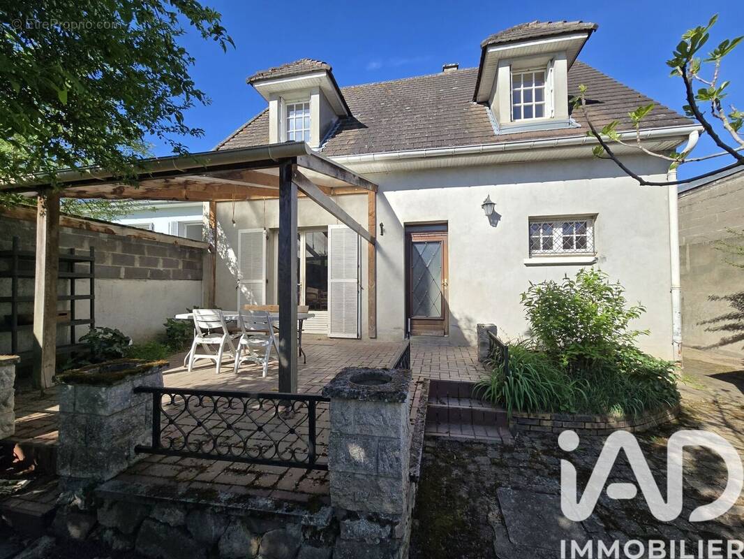 Photo 1 - Maison à YZEURE