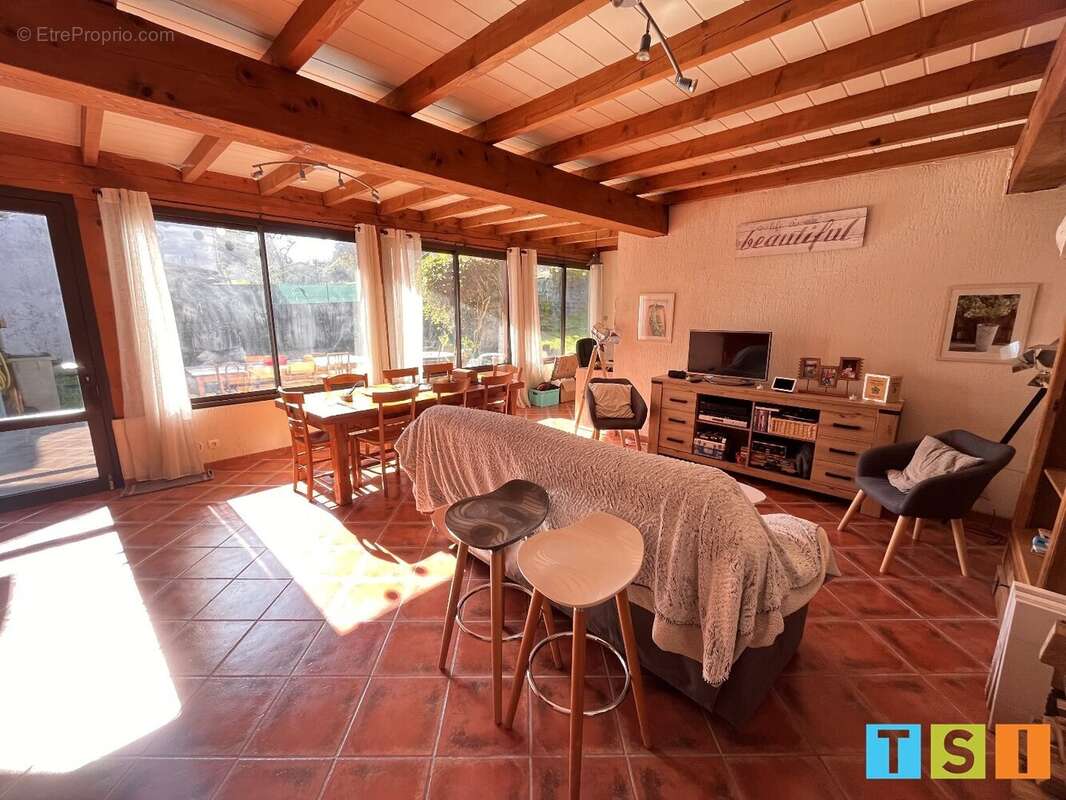 Maison à SAINT-MARCET