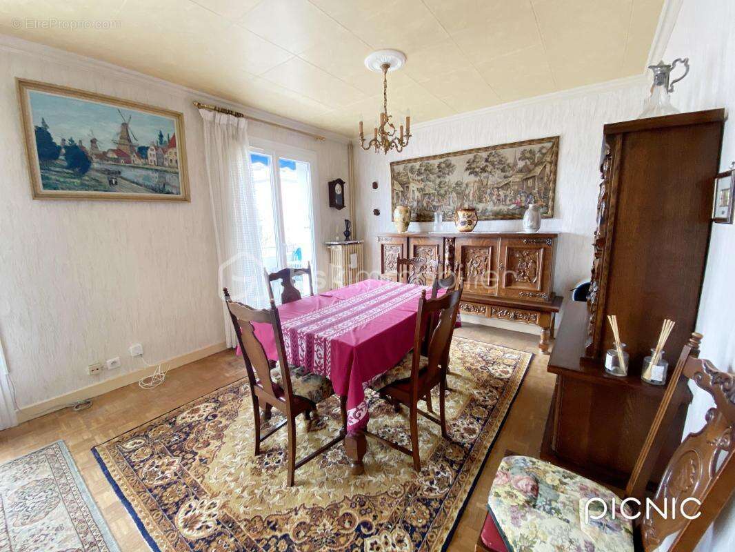 Appartement à JOUE-LES-TOURS