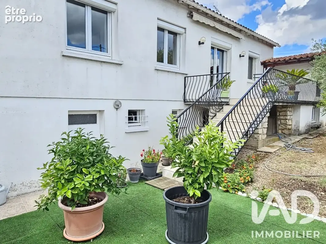 Photo 1 - Maison à COGNAC