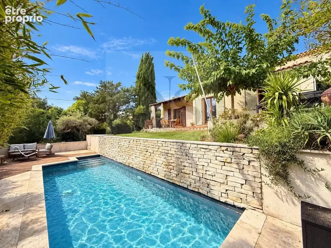 Guilles, à pied du village : maison familiale avec piscine et vue sans vis-à-vis - photo 3