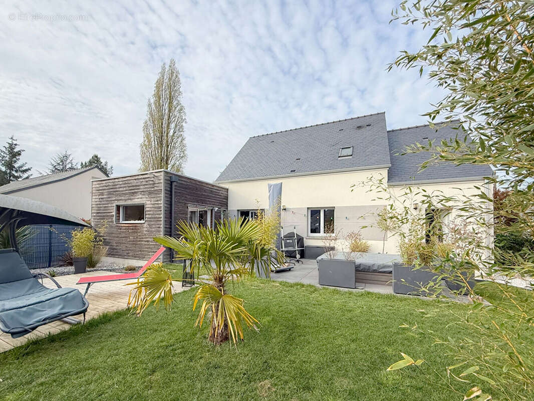 Maison à LES PONTS-DE-CE