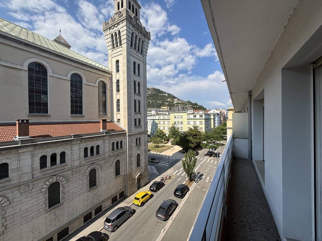 Appartement à GRENOBLE