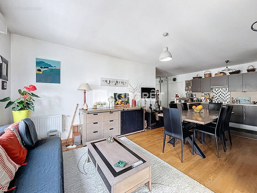 Appartement à LE PLESSIS-ROBINSON
