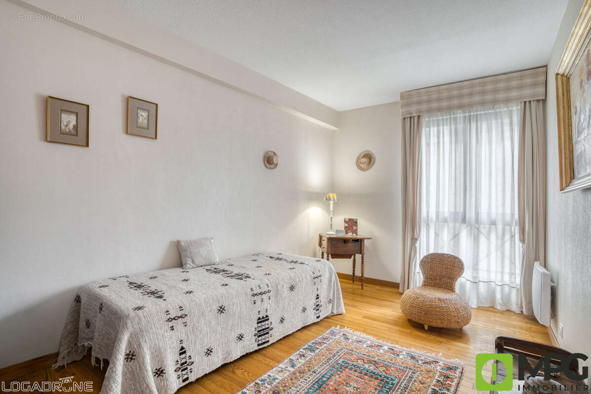 Autre à VILLENEUVE-SUR-LOT