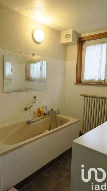Maison 114 m² à Broussy-Le-Grand  - photo 8