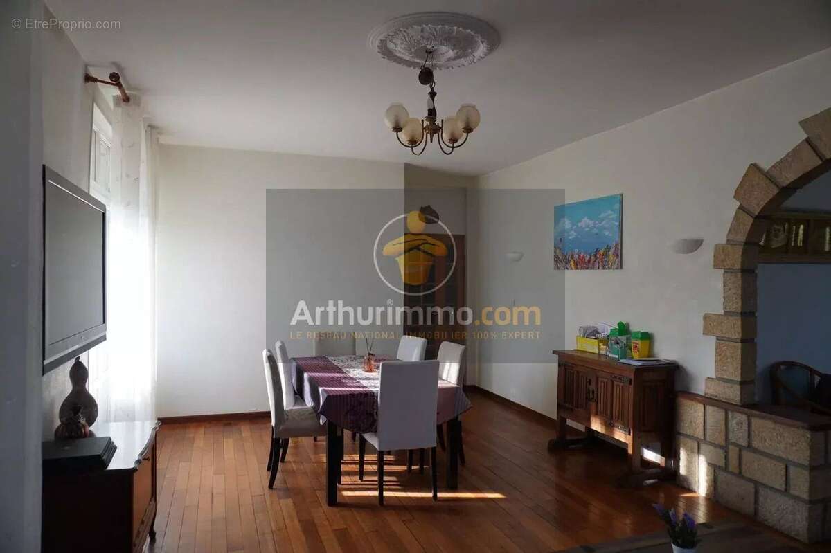 Maison à GRETZ-ARMAINVILLIERS