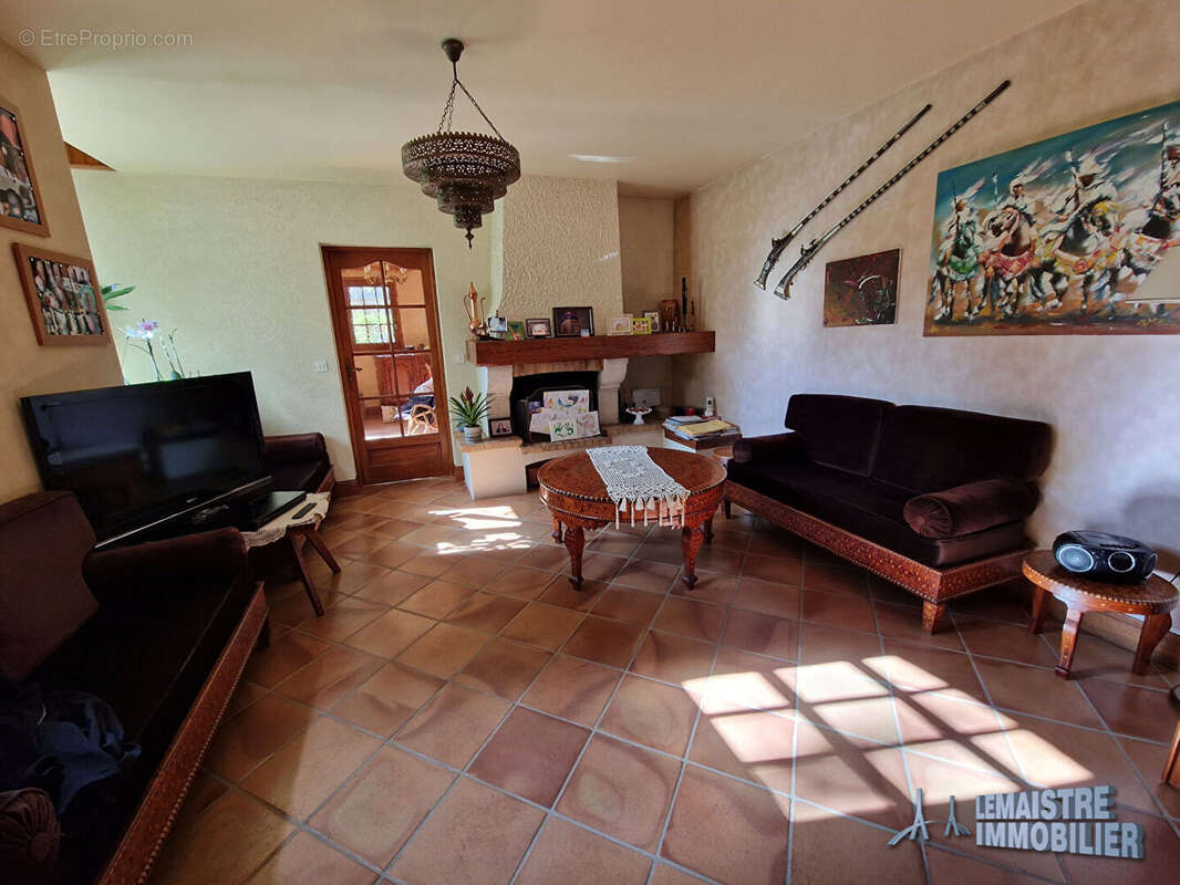 Maison à NOTRE-DAME-DE-GRAVENCHON