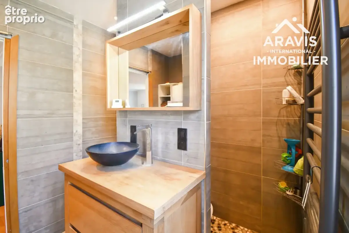 Appartement 3 pièces à Thônes avec grand garage, parking et jardin commun - photo 11