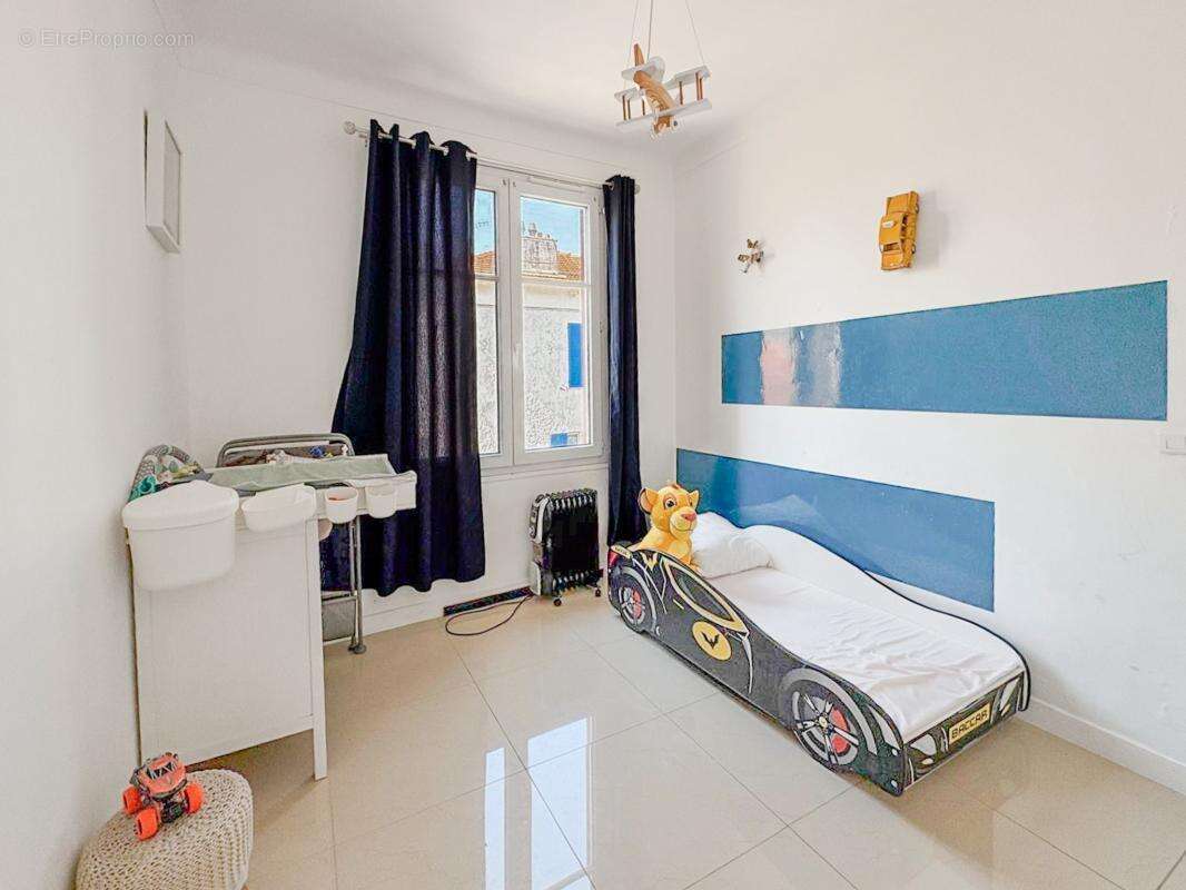 Maison à CAGNES-SUR-MER