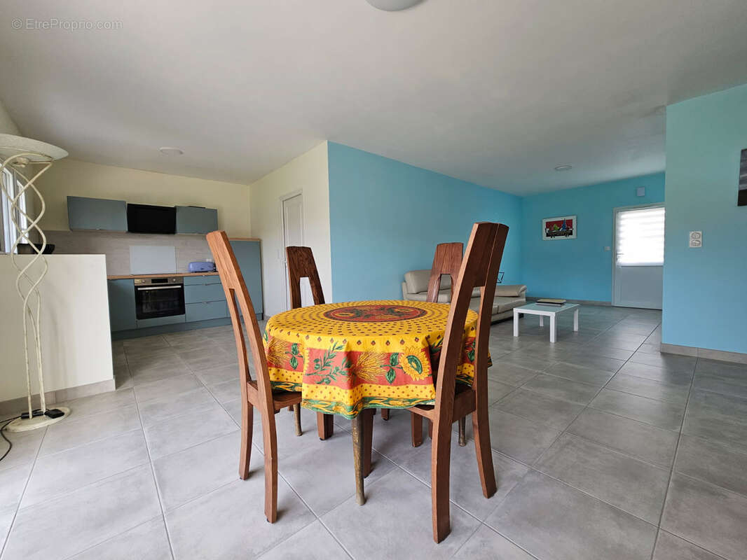 Maison à SAINT-MICHEL-EN-L'HERM