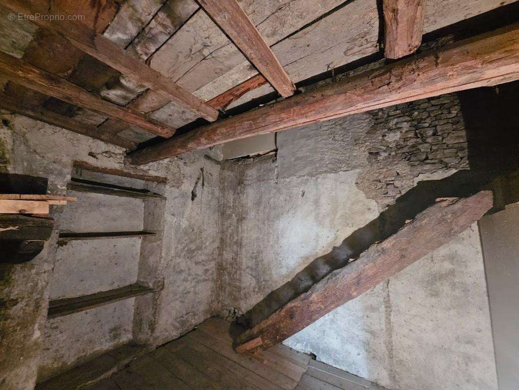 Maison de village - Extérieur - Beau potentiel - photo 18