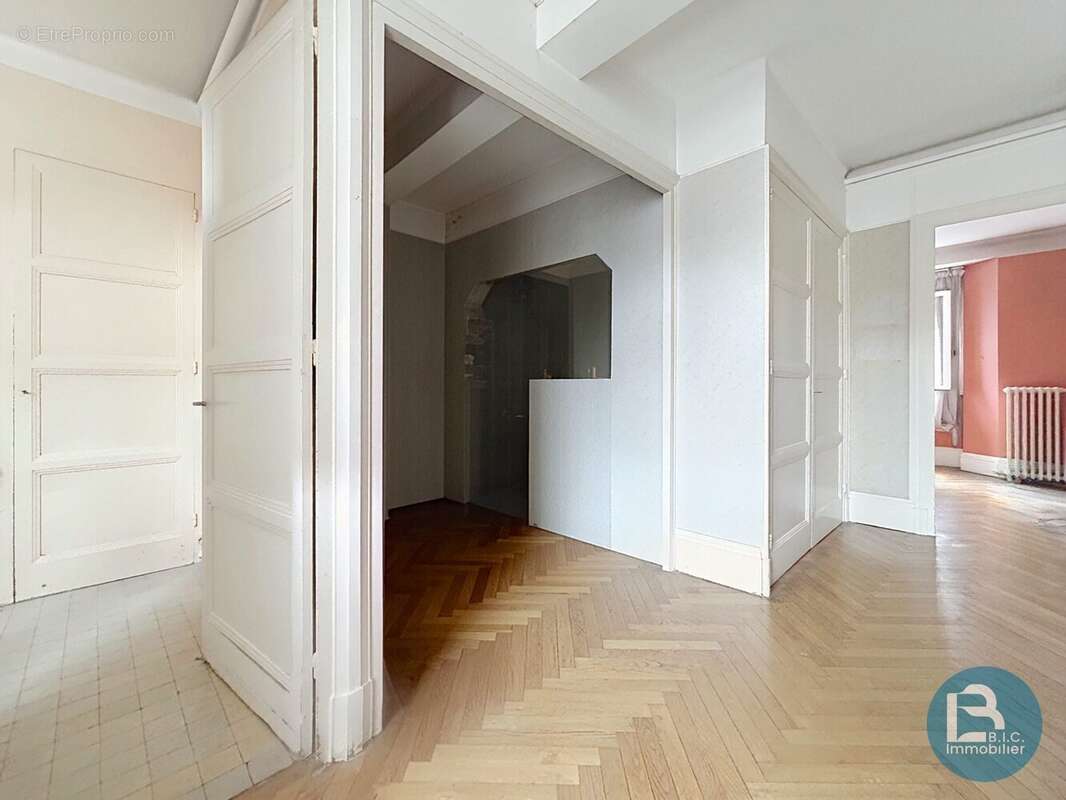 Appartement 68 m² à Lyon-3e  - photo 7