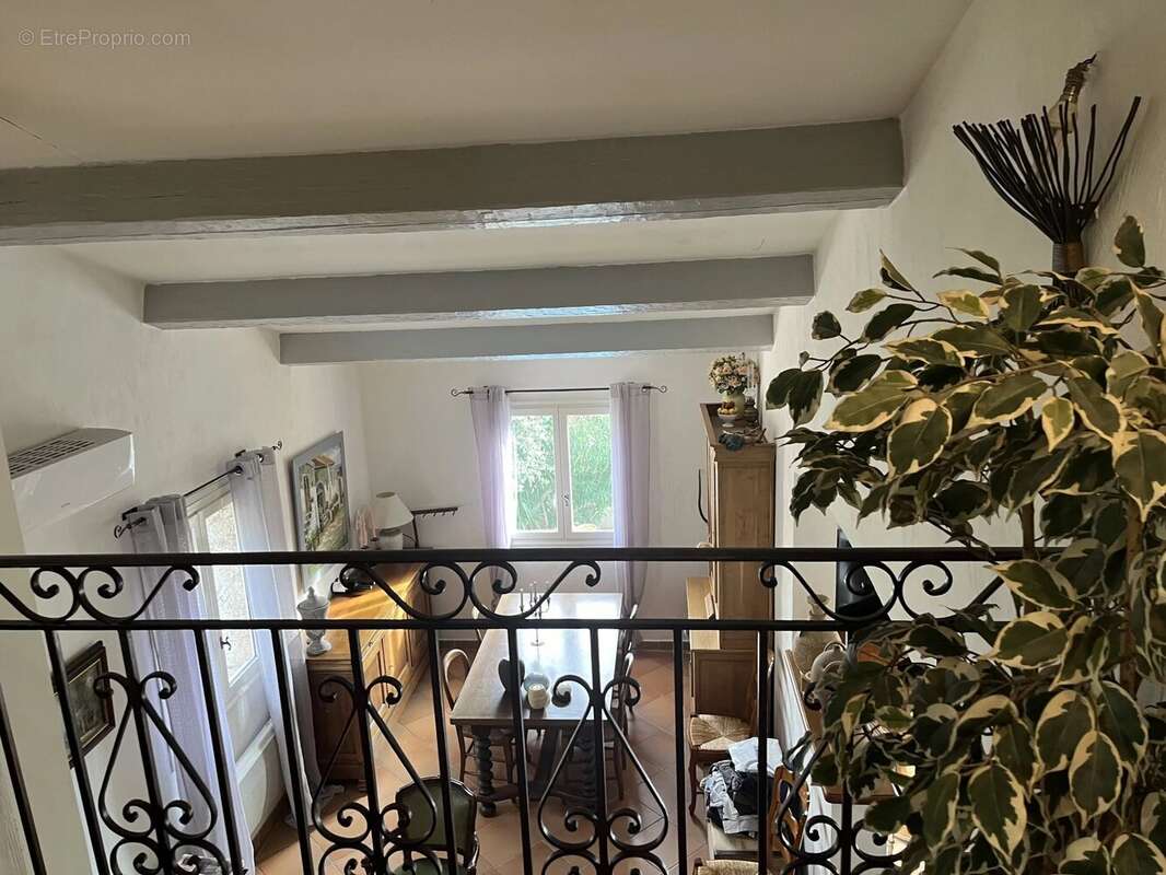 Maison à PLAN-DE-LA-TOUR