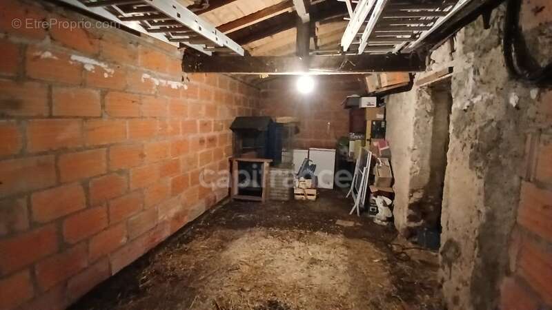 Maison de campagne à vendre 4 pièces SAINT PLAISIR (03) - photo 10