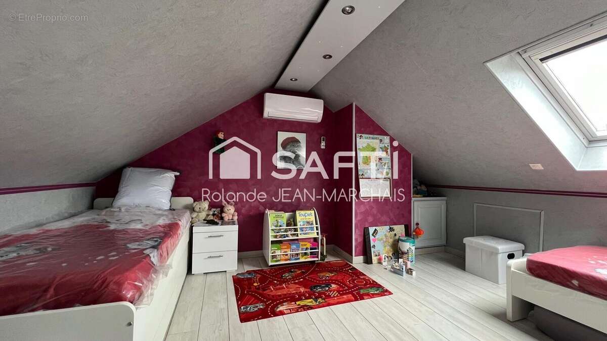 Photo 8 - Maison à LES BORDES