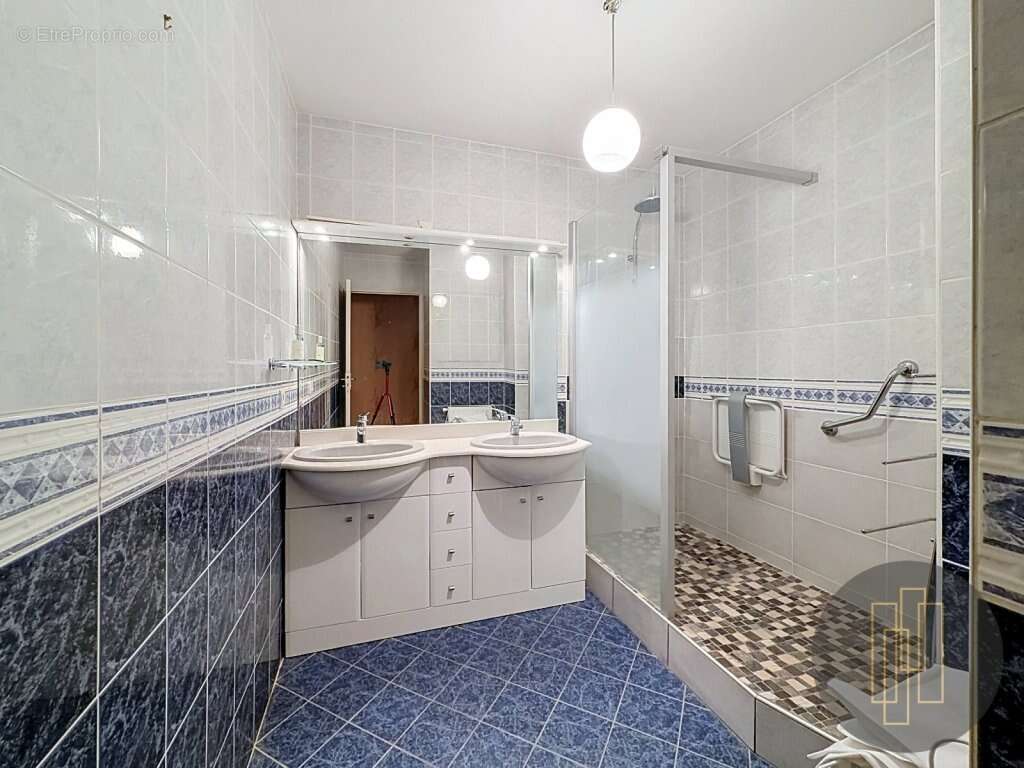 Appartement à VILLEFRANCHE-SUR-SAONE
