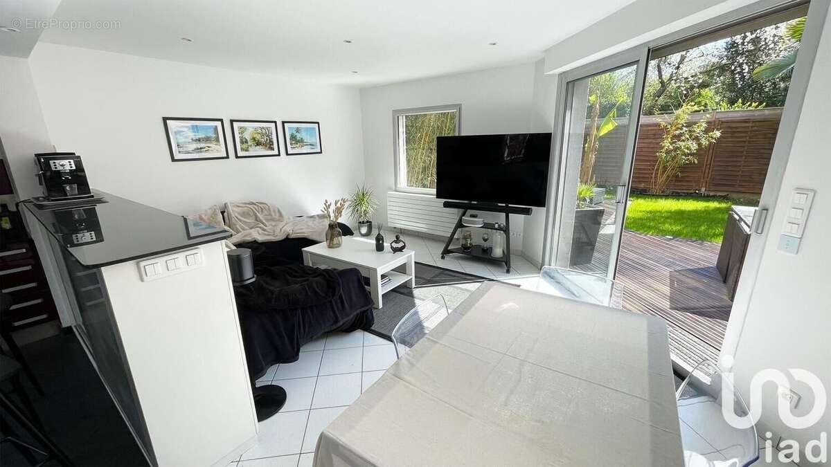 Photo 4 - Maison à CLAMART