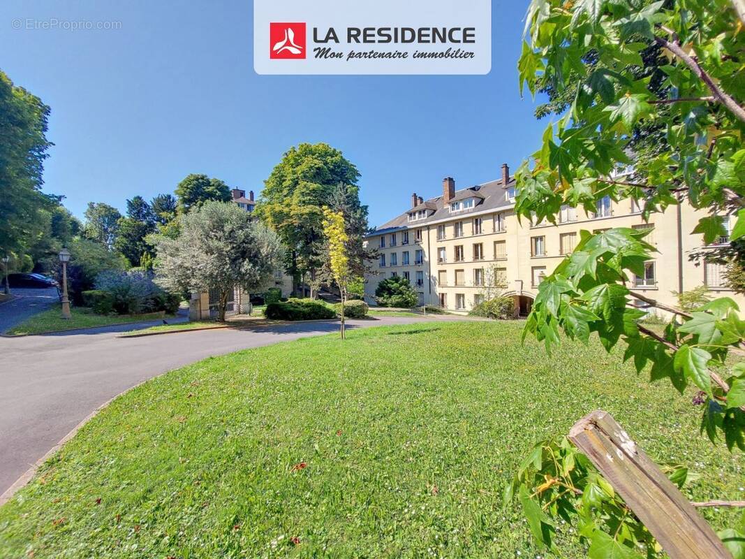 Appartement à RUEIL-MALMAISON