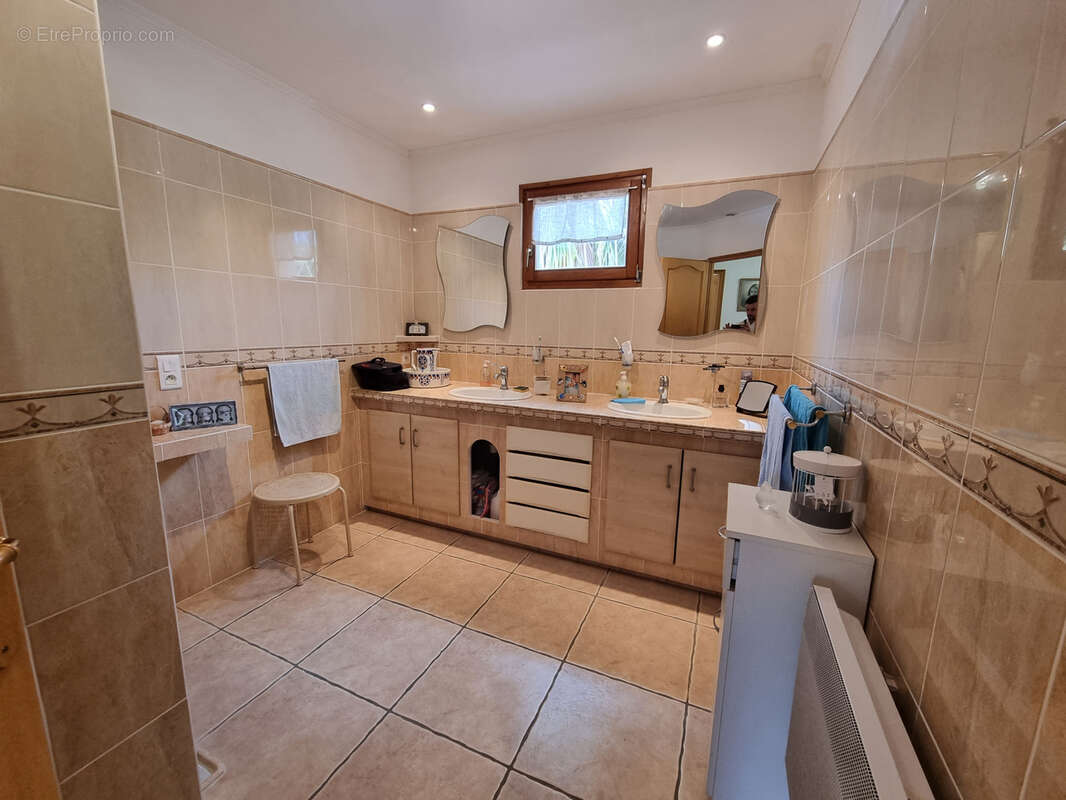 Maison à BIZE-MINERVOIS