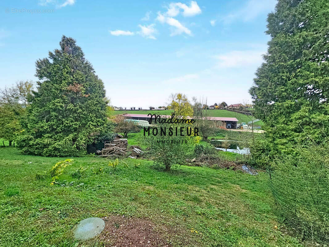 Maison à SAINT-MARCEL-BEL-ACCUEIL