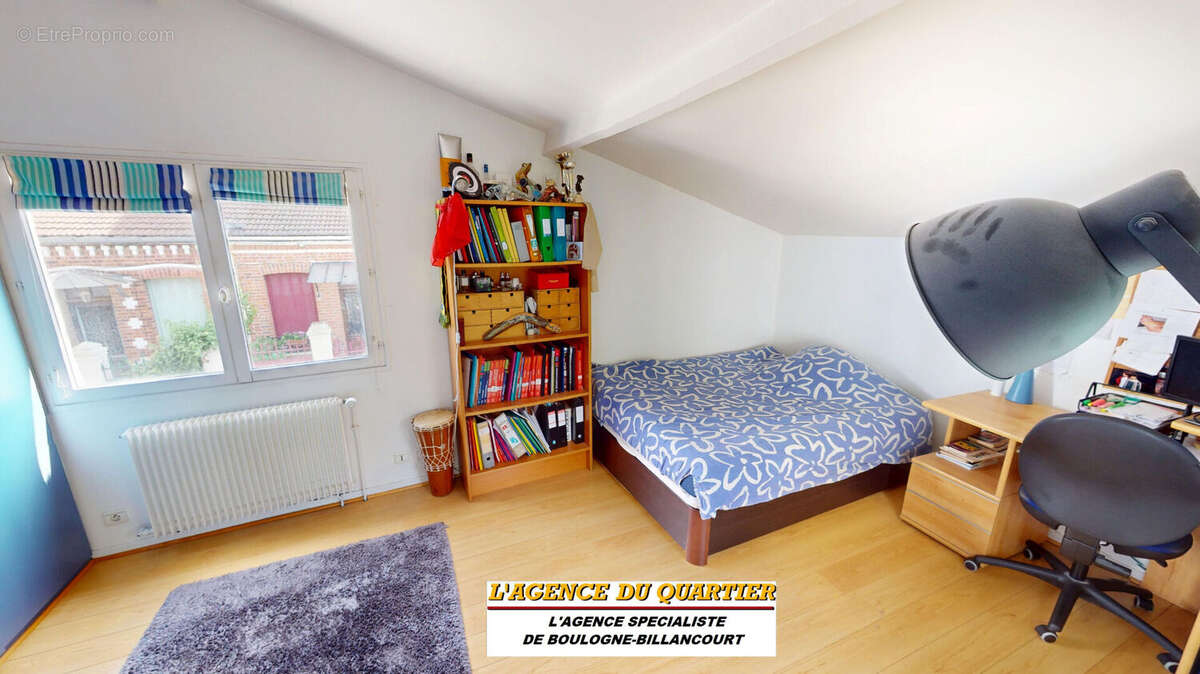 Maison avec vraie personnalité et patio intérieur, rue Diaz. - photo 7