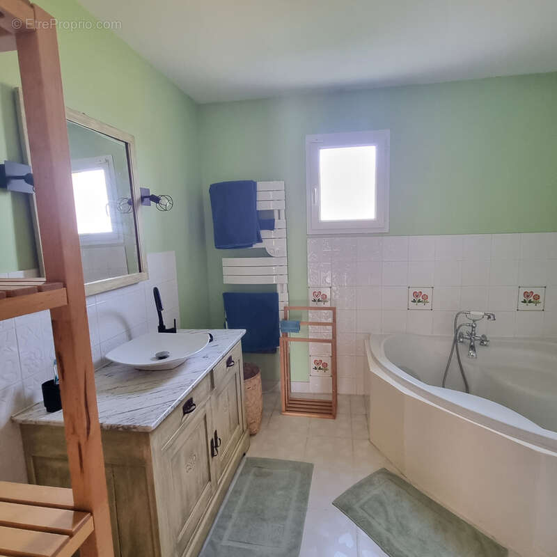 Maison à LYS-SAINT-GEORGES