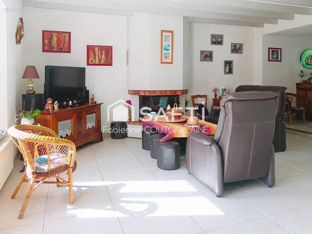 Photo 4 - Maison à VENANSAULT