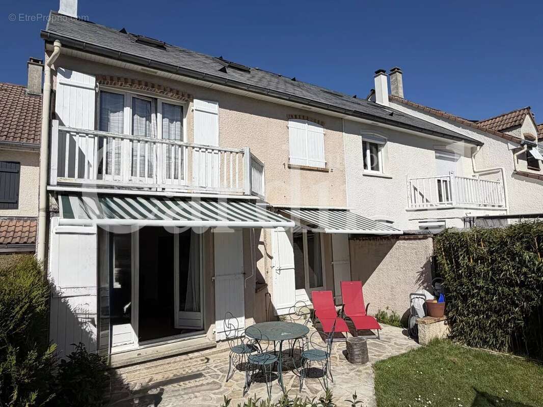 Maison à NOISY-LE-ROI