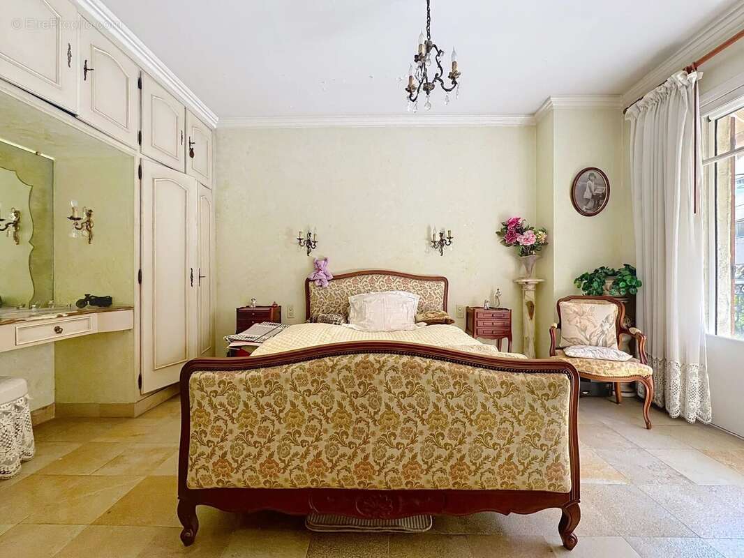 Maison à ANTIBES