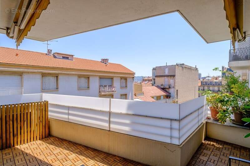 Appartement à MARSEILLE-8E