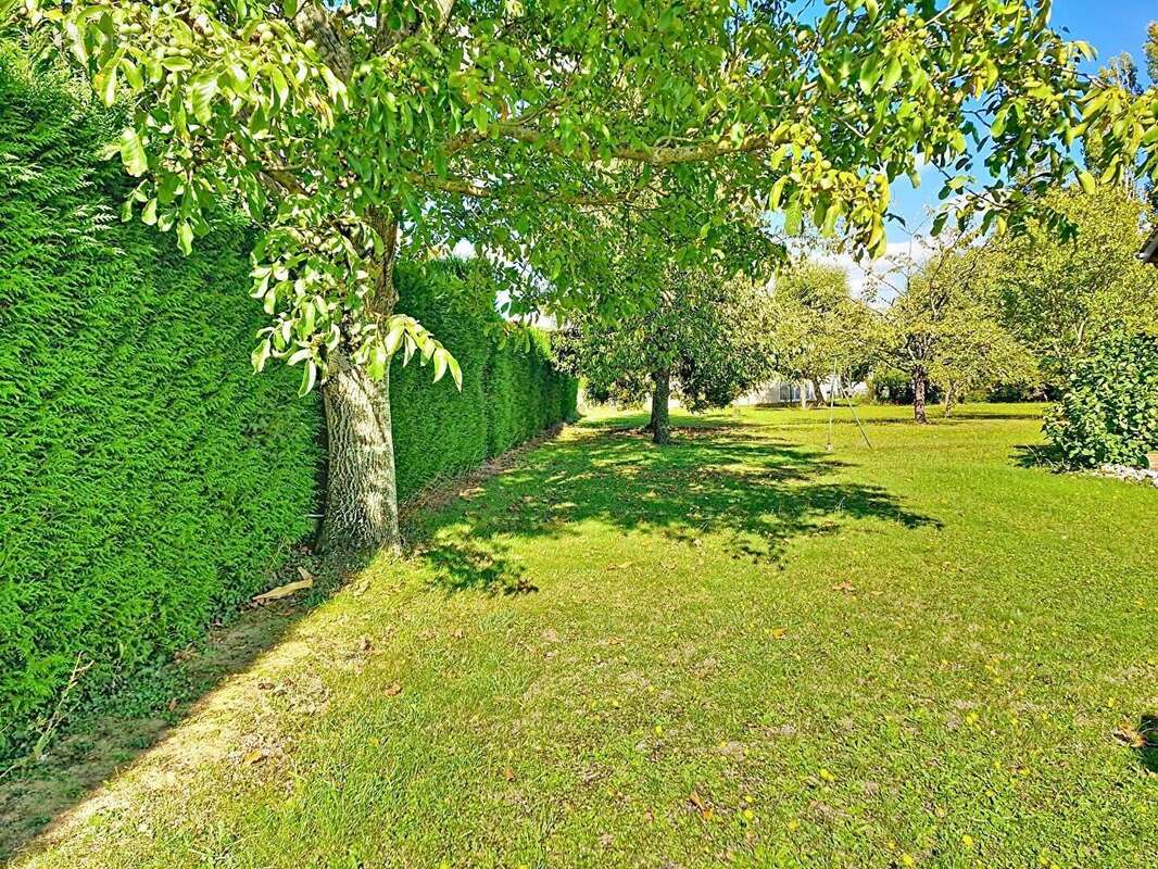 Terrain Vexin Sur Epte 950 m2 - photo 2