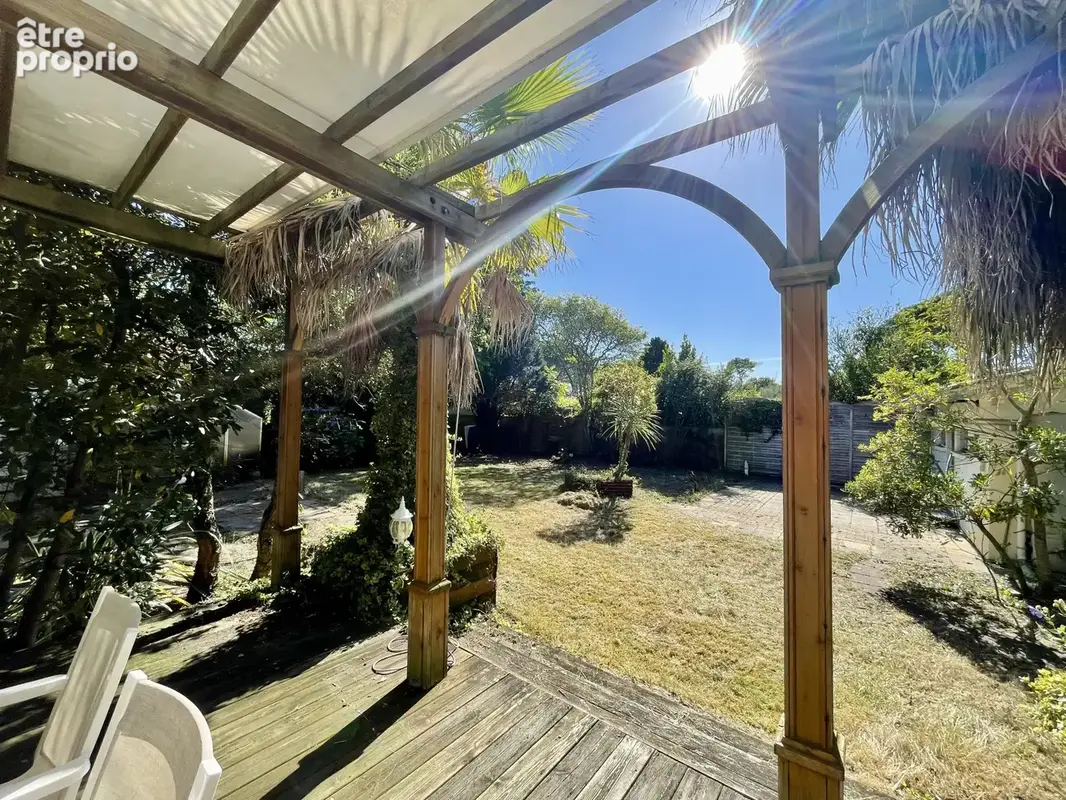 À vendre   Villa de prestige à deux pas de la plage, Arès   Bassin d’Arcachon - photo 4