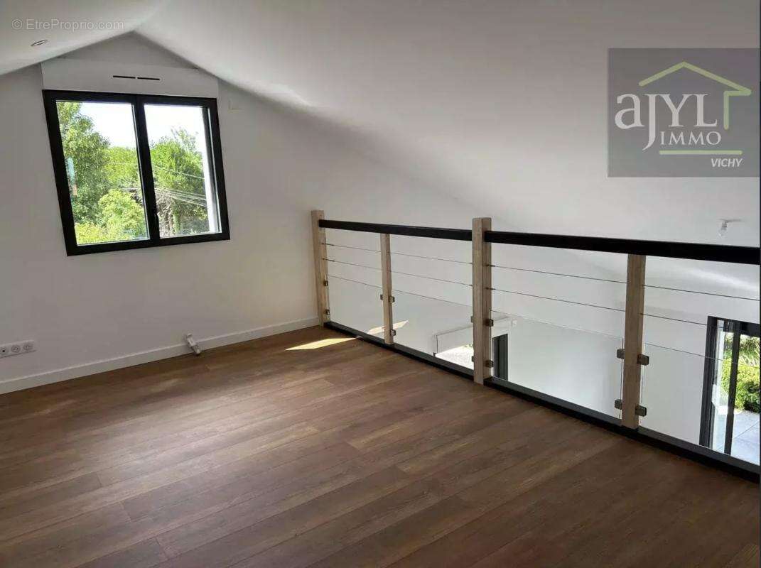 Maison à LE VERNET