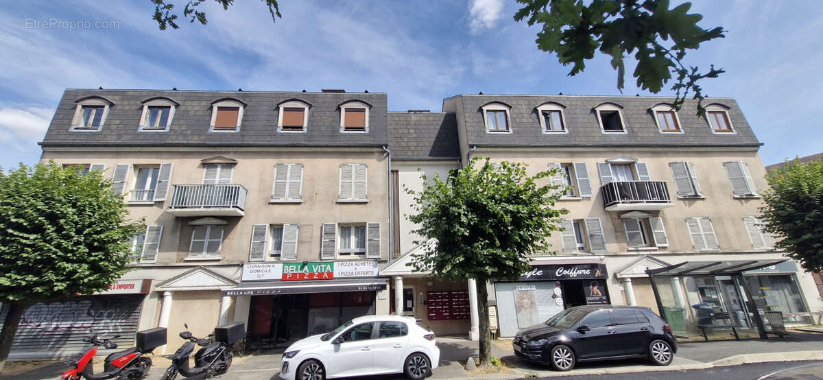 Proche gare, école et commerces - photo 10