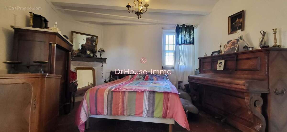 Maison à SAINT-MARTIN-DE-VALGALGUES