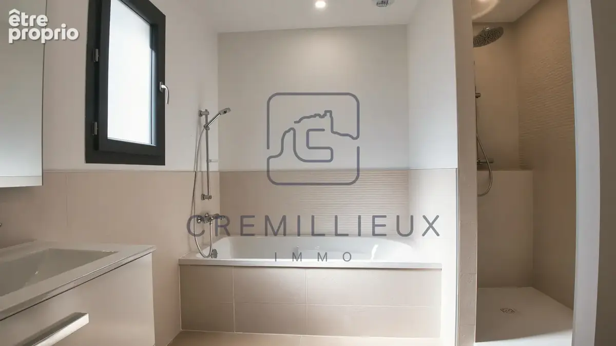 Guilherand-Granges   Villa d’exception de 240 m2 avec piscine - photo 14